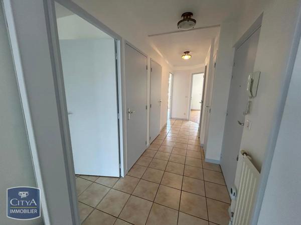Appartement à louer 3 pièces 69.3m² Aix-les-Bains (73100)