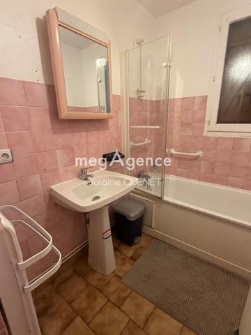 Maison à THERONDELS, 12600 - 3 pièces 80m²