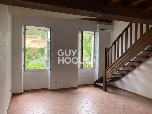 Maison avec jardin et garage ? Saint-Étienne-du-Grès