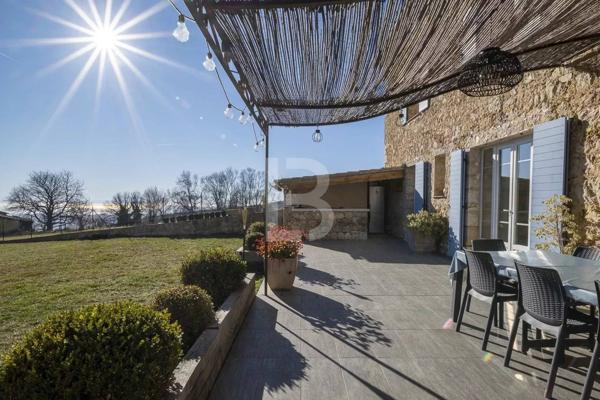 Magnifique bergerie rénovée vue panoramique mer et collines