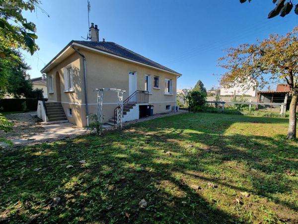 Maison à vendre à Paray-le-Monial en Saône-et-Loire (71600), ref : 20335