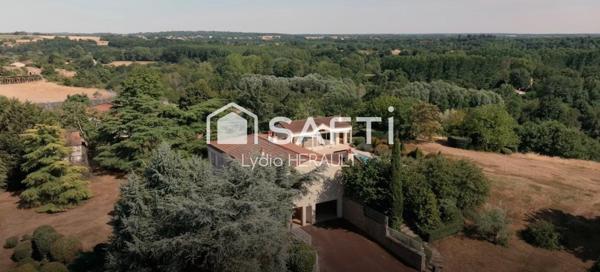 Domaine d'exception arboré et clos avec 2 habitations sans vis-à-vis à 1 km de Ruffec