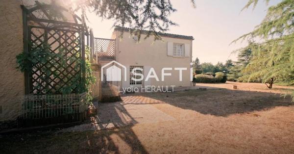 Domaine d'exception arboré et clos avec 2 habitations sans vis-à-vis à 1 km de Ruffec