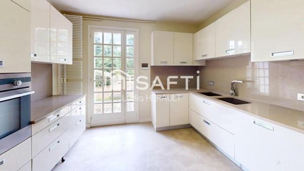 Domaine d'exception arboré et clos avec 2 habitations sans vis-à-vis à 1 km de Ruffec