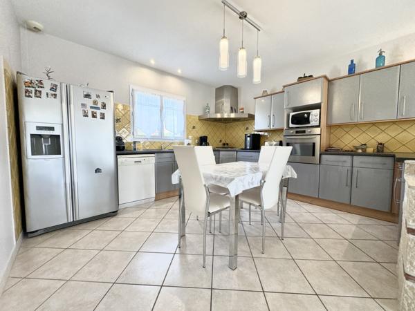 Maison contemporaine tout confort, avec vue Saint-Sylvestre-sur-Lot (47140)