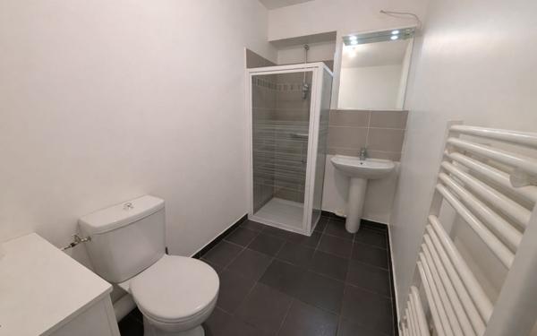 Appartement à vendre    2 pièces • 42,36 m2 Ris-Orangis