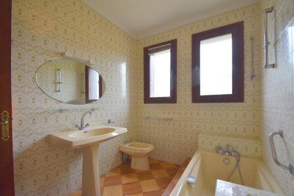 Montauban (82000) MAISON T9 250 m² 6800 m² de terrain
