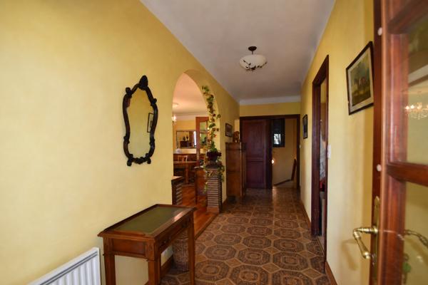 Montauban (82000) MAISON T9 250 m² 6800 m² de terrain