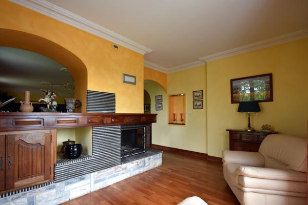 Montauban (82000) MAISON T9 250 m² 6800 m² de terrain