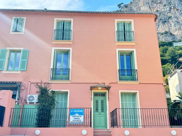 Dpt Alpes Maritimes (06), à vendre EZE appartement de 50 m² vue mer avec extérieurs