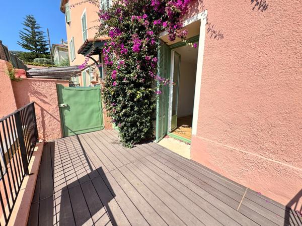 Dpt Alpes Maritimes (06), à vendre EZE appartement de 50 m² vue mer avec extérieurs