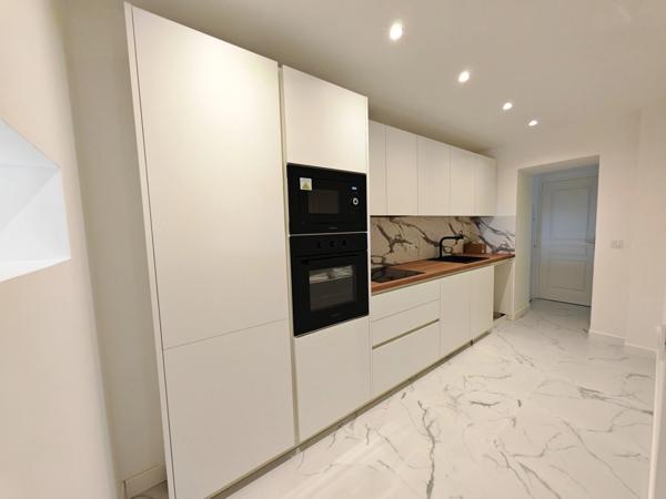 Dpt Alpes Maritimes (06), à vendre EZE appartement de 50 m² vue mer avec extérieurs