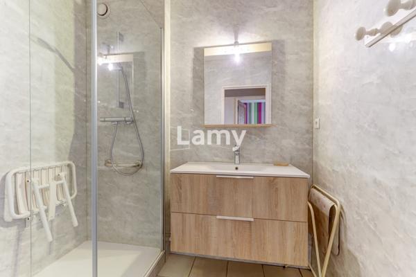 Appartement t4 + balcon et parking