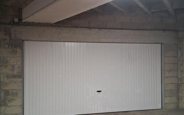 Stationnement à louer    35 m2 Annemasse