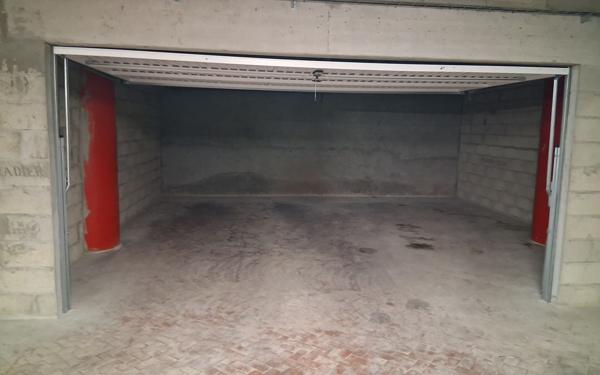 Stationnement à louer    35 m2 Annemasse