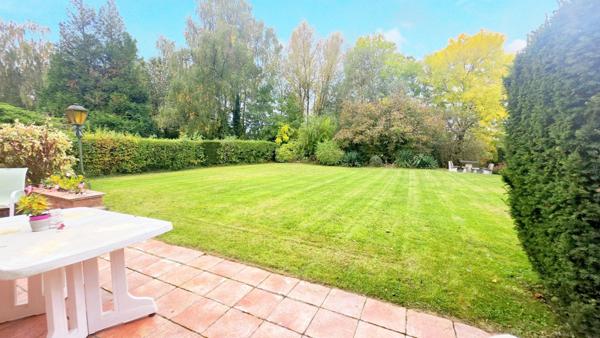 Beau PLAIN-PIED Individuel de 135 m2 à rafraîchir