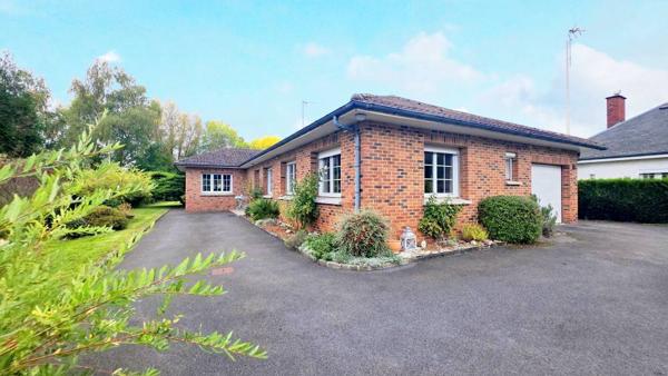 Beau PLAIN-PIED Individuel de 135 m2 à rafraîchir