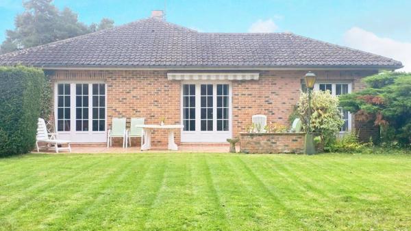 Beau PLAIN-PIED Individuel de 135 m2 à rafraîchir