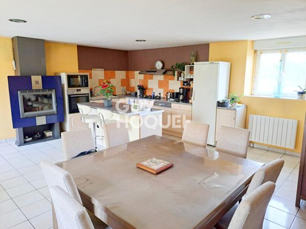 MAISON À VENDRE DE 5 PIÈCES DE 153,00 M²