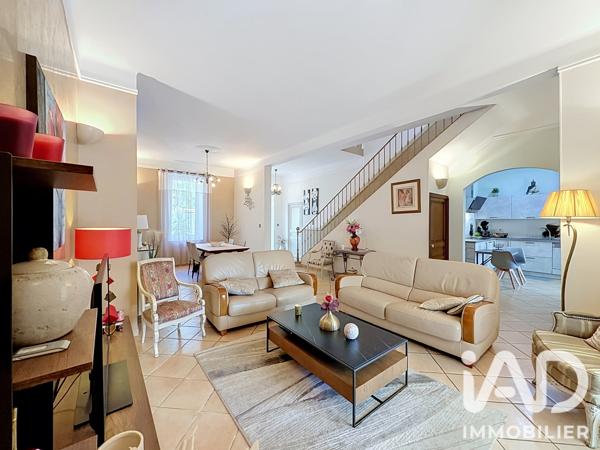Maison à vendre 7 pièces 150,14 m² Miramas