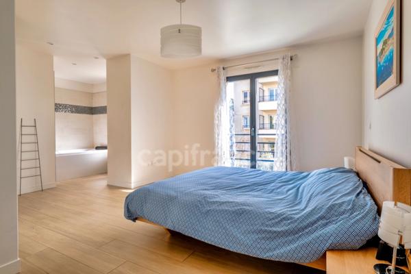Maison à vendre P8 FONTENAY SOUS BOIS (94) au cœur des Rigollots, en limite de VINCENNES, 215 m² avec jardin arboré, terrasse et balcon