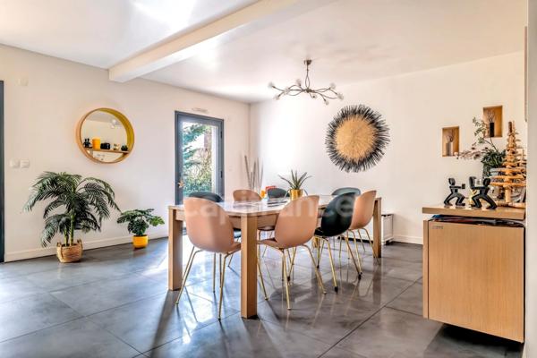 Maison à vendre P8 FONTENAY SOUS BOIS (94) au cœur des Rigollots, en limite de VINCENNES, 215 m² avec jardin arboré, terrasse et balcon