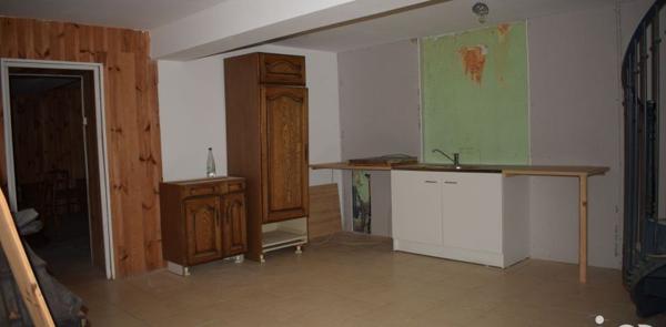 Maison 7 pièces de 150 m² à Balbigny (42510)