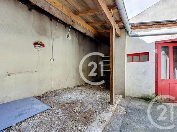 Maison à vendre  3 pièces - 56 m 2   COGNAC  - 16