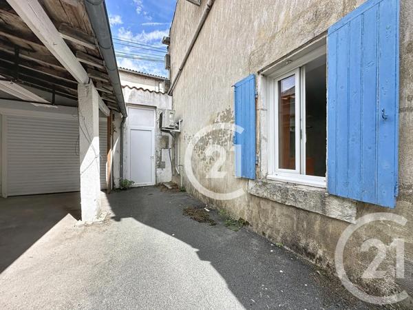 Maison à vendre  3 pièces - 56 m 2   COGNAC  - 16
