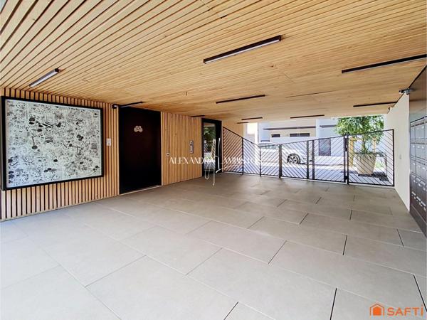 Appartement - 3 pièces - 65m² avec grande terrasse et parking