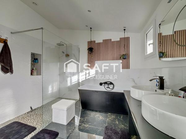 Maison clé en main, 3 chambres, piscine, garage