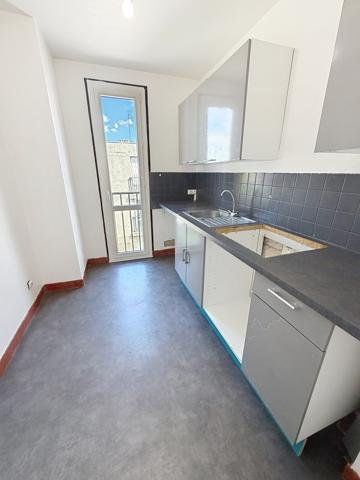 RÉSIDENCE PIERREFITTE – Appartement F3 de 55.05 m² AU DERNIER ÉTAGE – CALME ET VERDURE