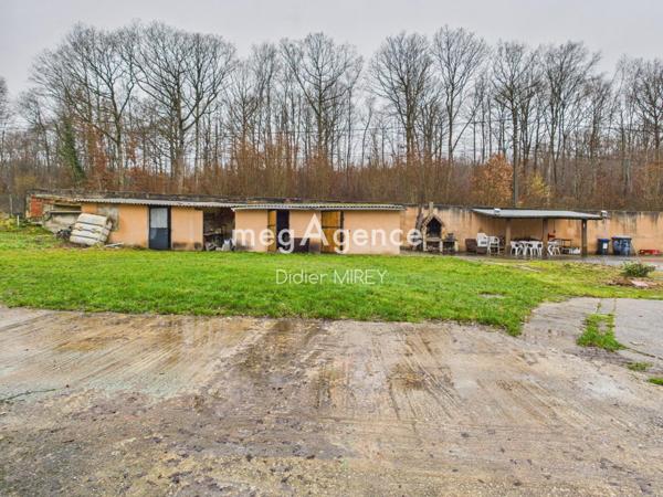 Maison à BERULLE, 10160 - 8 pièces 219m²