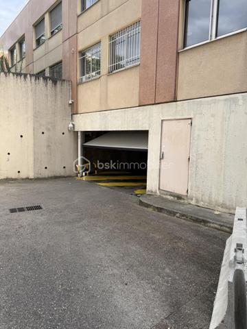 Parking de 12 m²