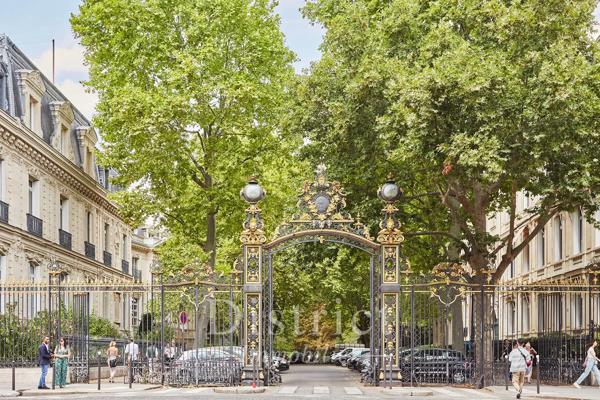 # Appartement – 134m² – Paris 8ème