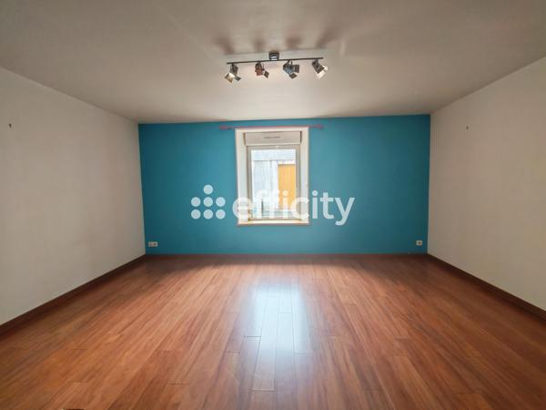 Maison
         8 pièces
        - 230 m² Exclusivité