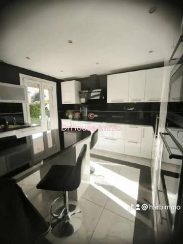 Maison à vendre 6 pièces de 180 m²