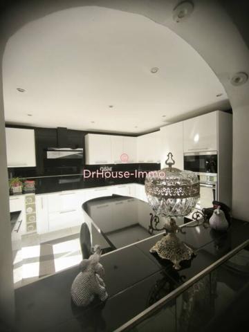 Maison à vendre 6 pièces de 180 m²