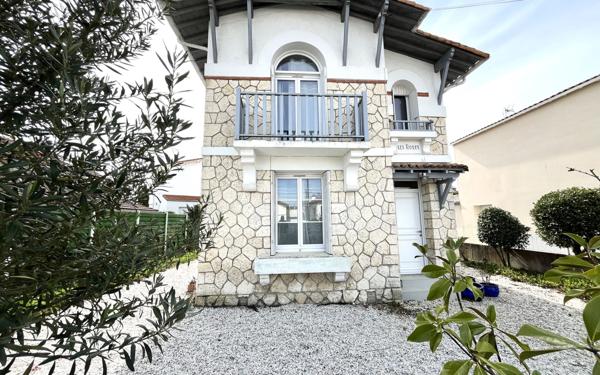 Maison à vendre    5 pièces •  Royan