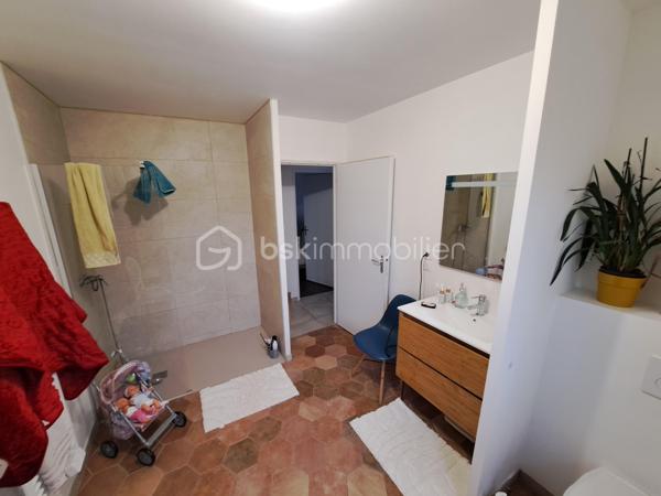 Maison de village de 65 m²