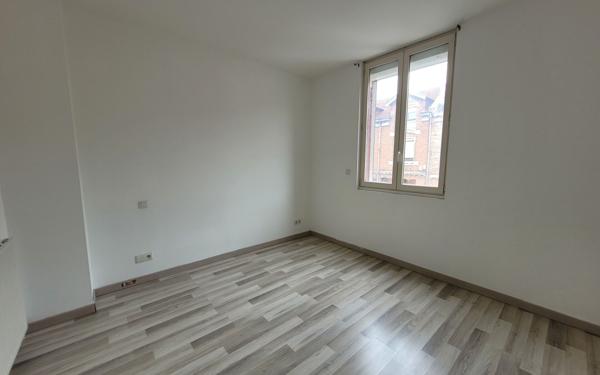 Maison à vendre    3 pièces • 75 m2 Amiens