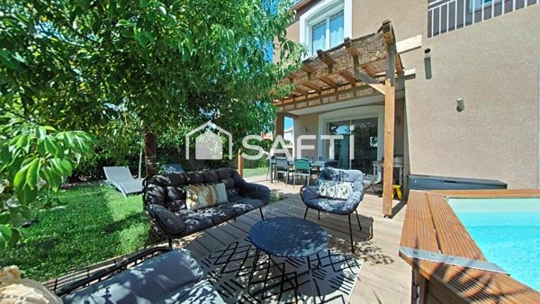 Maison familiale 4 chambres dont une suite parentale- 3 faces- garage- quartier des "Meravelles"