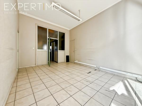 Lunel (34400) IMMEUBLE D'ENVIRON 535 m2 en R+2