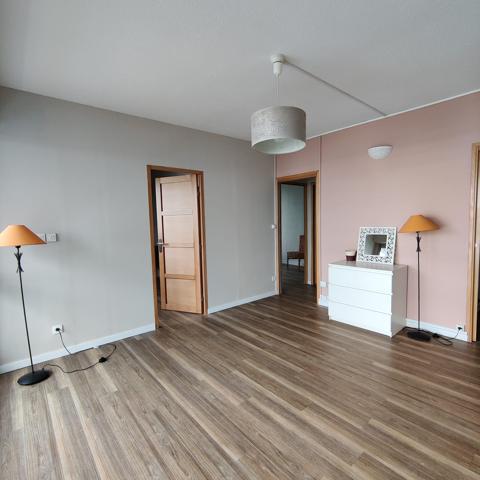 Appartement T3 Balcons Cave Parking Piscine Mérignac centre