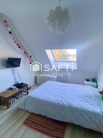 Maison lumineuse de 143m² sur grand jardin arboré