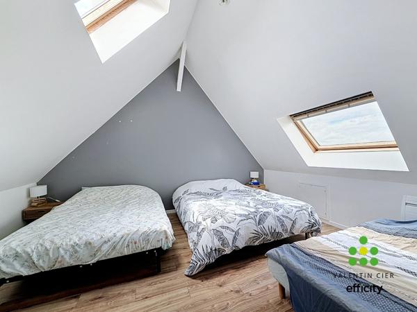Maison
         8 pièces
        - 168 m² Exclusivité 230 000 € *