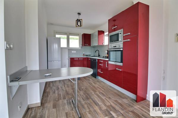 Maison idéalement située – Charly – 136 m² – 2 logements – Stationnement – Fort potentiel