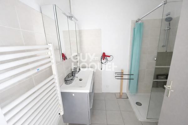 Appartement à vendre F3 de 79.33 m² 1er étage