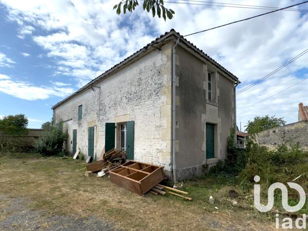 Maison à vendre 3 pièces 84 m² Fontenay-le-Comte