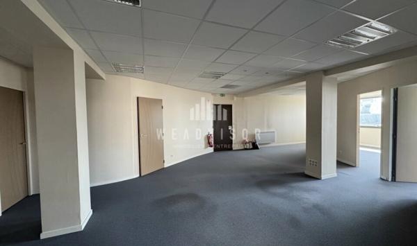 A VENDRE OU A LOUER : BUREAUX DE 154,21 M² AVEC CAVE - PALAIS DE JUSTICE LE MANS
